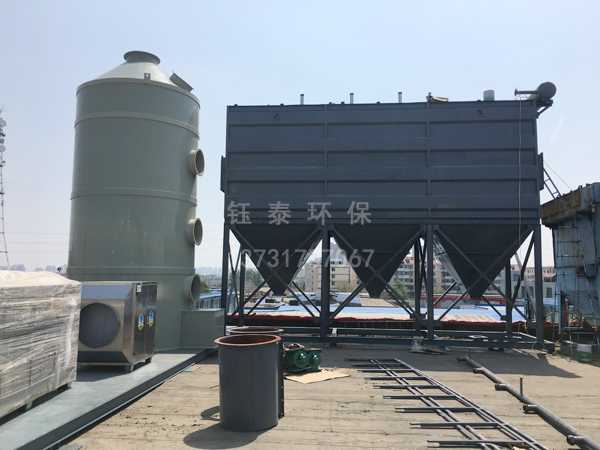 山東兗州輪胎廠(chǎng)PPC64-6布袋除塵器及廢氣處理設(shè)備安裝中 山東兗州輪胎廠(chǎng)PPC64-6布袋除塵器及廢氣處理設(shè)備安裝中